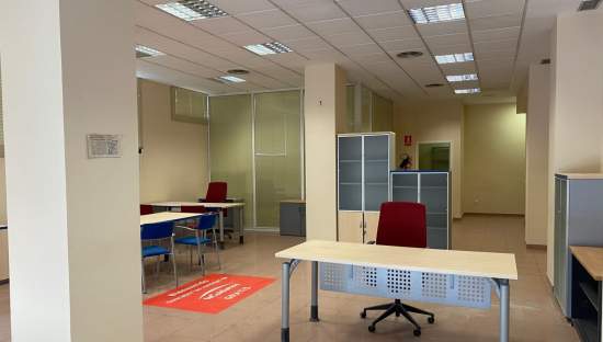 Local Comercial en venta  en Calle Juan Gil Albert Alcoy Alicante