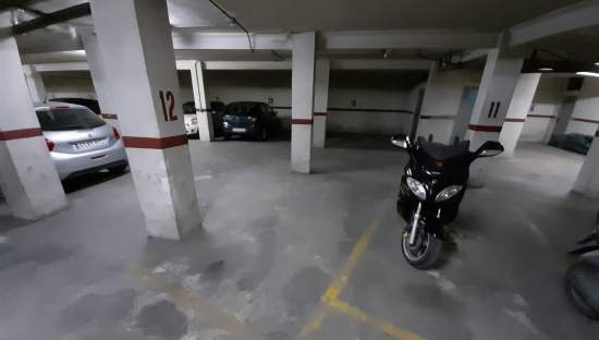Garaje en venta  en Avenida Doctor Peset Aleixandre Valencia Valencia