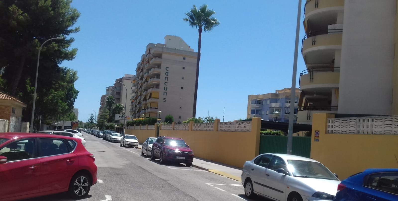 Local comercial disponible en ccamp morvedre edif bitacora Gandia por 82000 de 94m en condiciones de restauracin