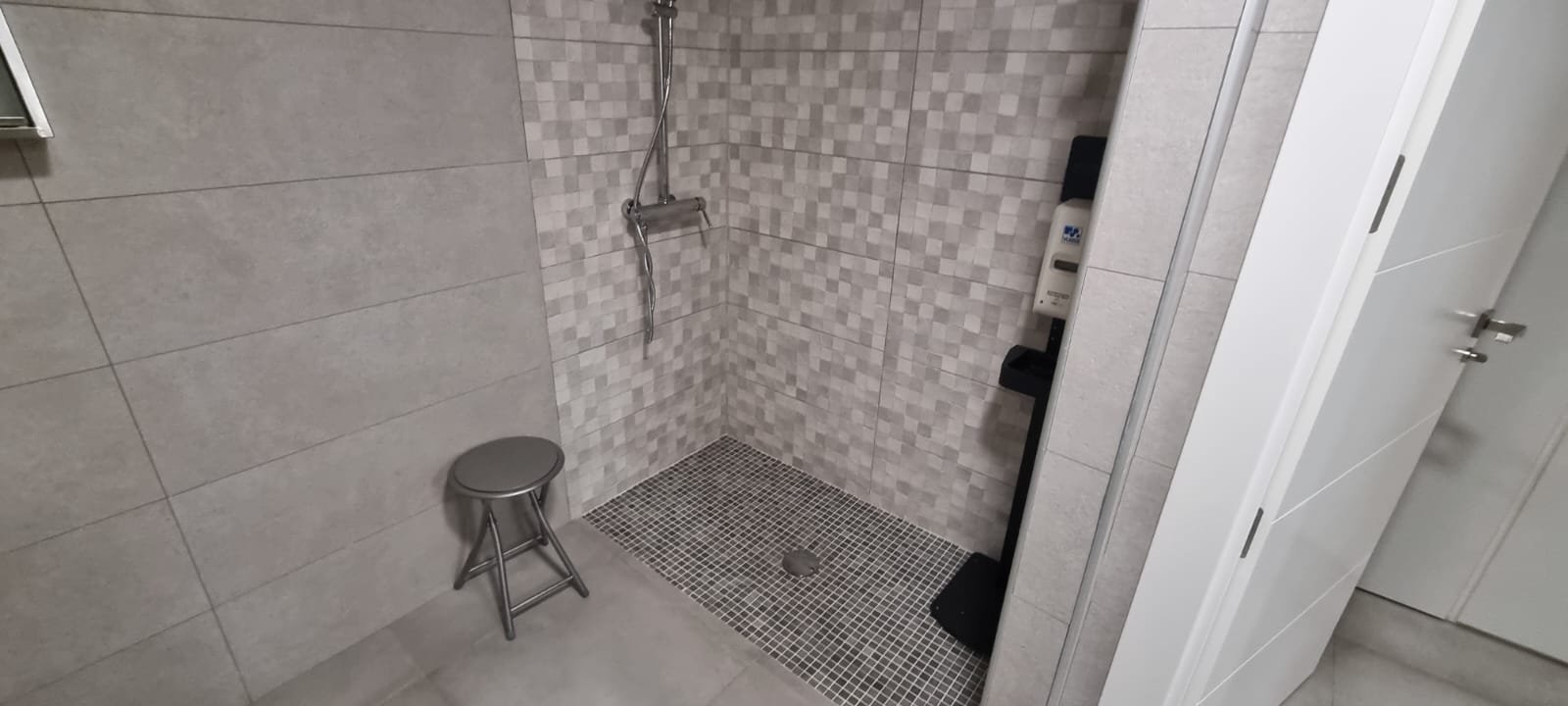 Local en venta en Mislata, Valencia