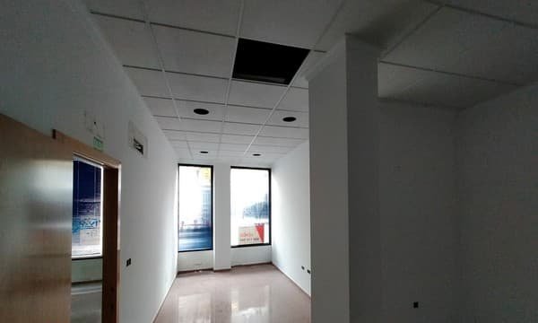 Local Comercial en venta  en Calle Trinitarias, Villena, Alicante