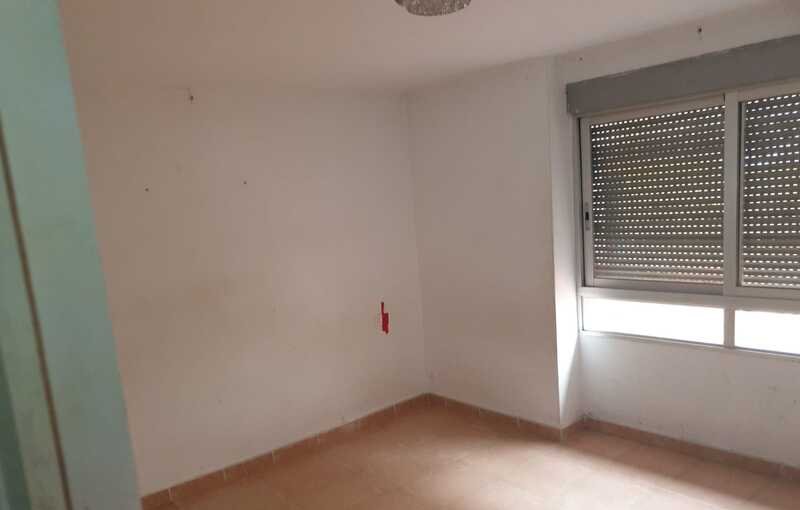 Compra casa en calle campana Coves de Vinrom les por 52000 de 96m y cinco habitaciones