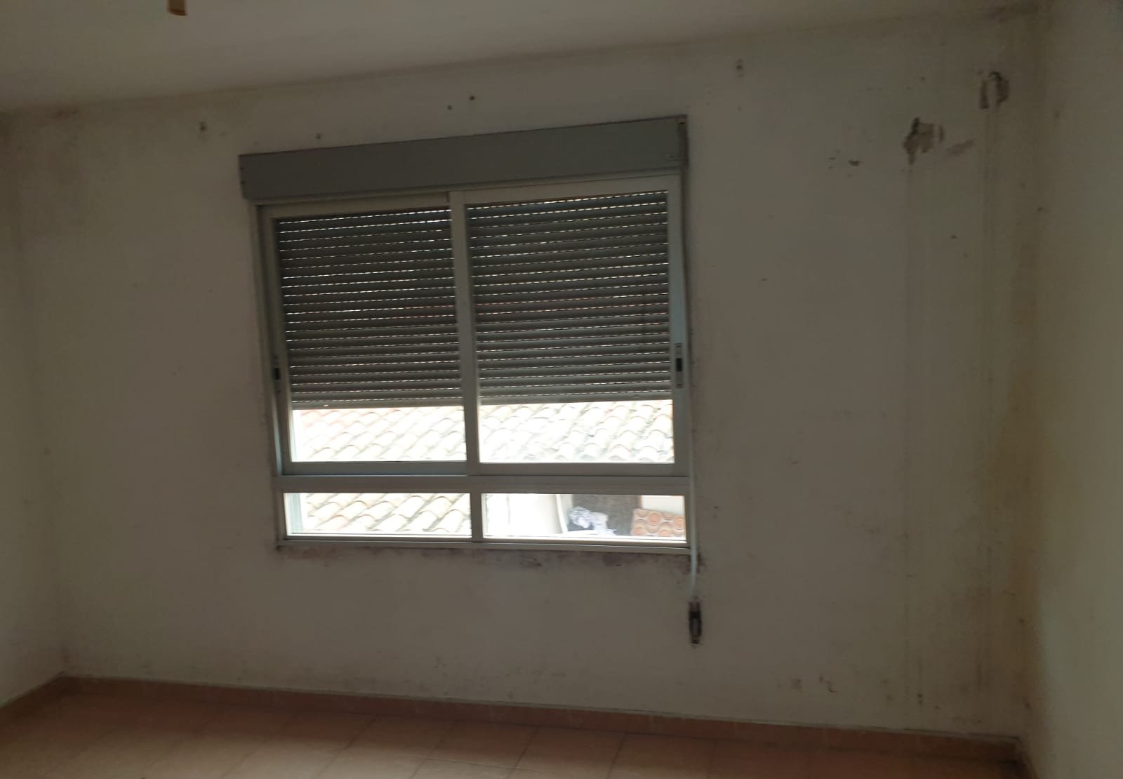 Compra casa en calle campana Coves de Vinrom les por 52000 de 96m y cinco habitaciones