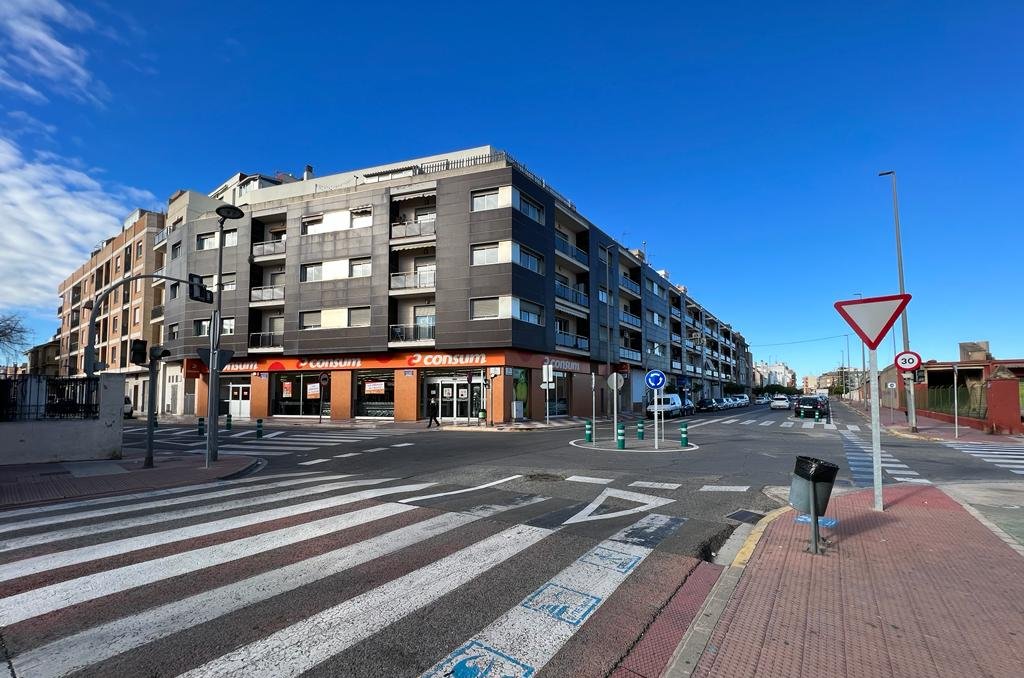 Garaje en venta en Algemesí, Valencia