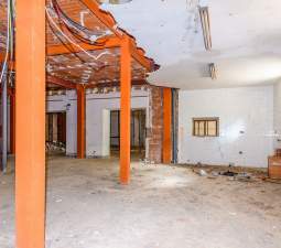 Local en Pasaje Timón