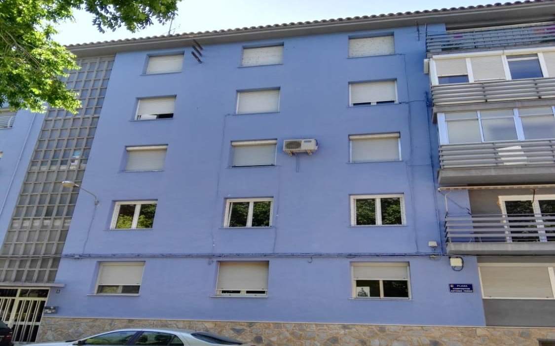 Piso en venta  en Calle Aguador J Hernandez Menor Villena Alicante