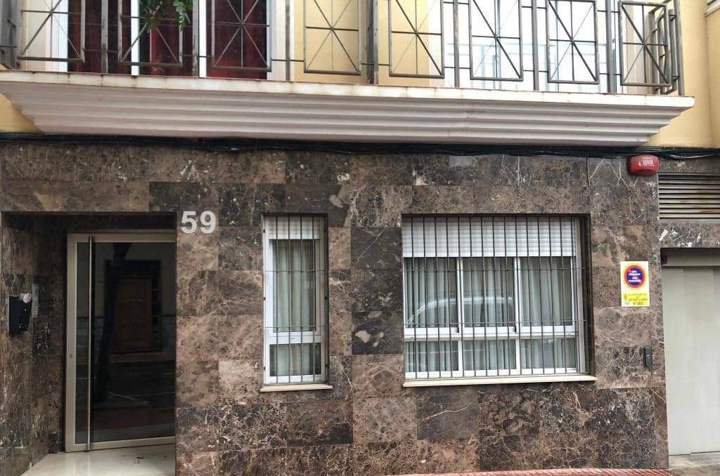 Garaje en venta  en Calle Alfonso Xiii San Vicente Del Raspeig Alicante