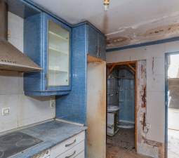 Casa De Pueblo en venta en Calle San Antonio Chiva Valencia