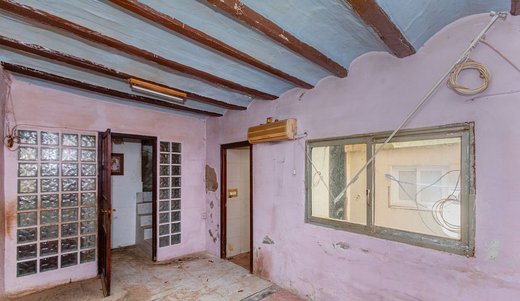 Casa De Pueblo en venta en Calle San Antonio Chiva Valencia