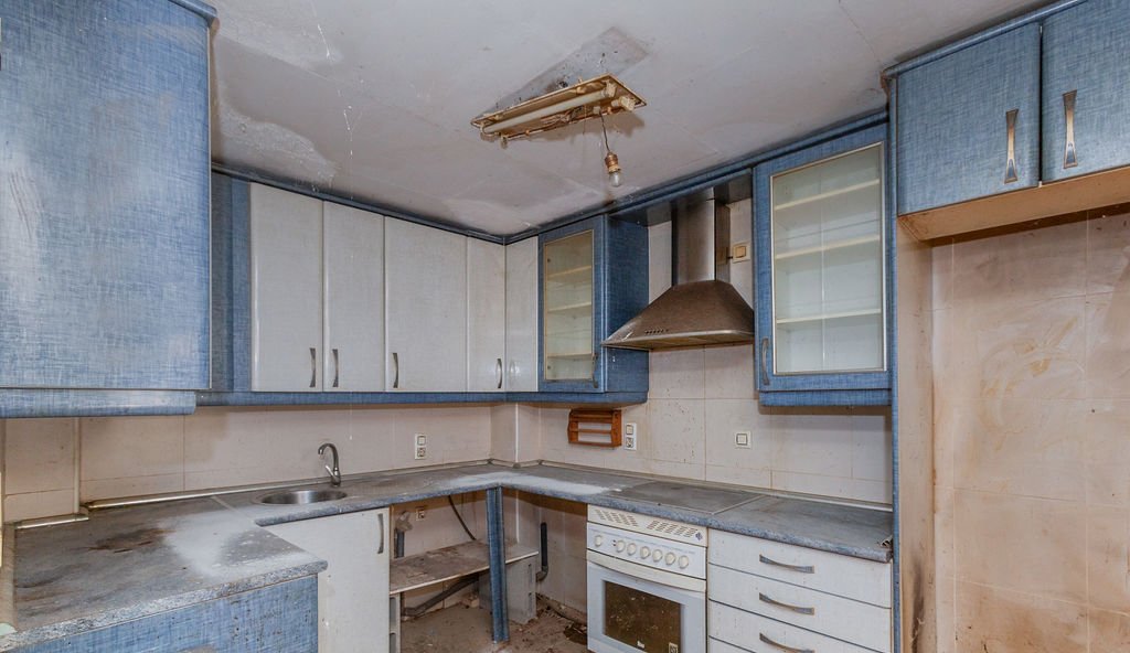 Casa De Pueblo en venta en Calle San Antonio Chiva Valencia