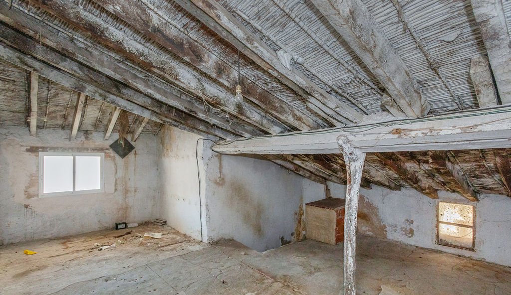 Casa De Pueblo en venta en Calle San Antonio Chiva Valencia