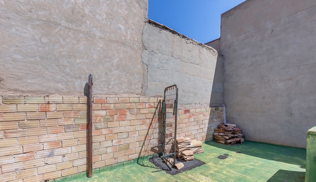Casa De Pueblo en venta en Calle San Antonio Chiva Valencia