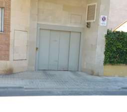 Garaje en venta en Calle Hermanos Pinzon Riba-Roja De Tria Valencia