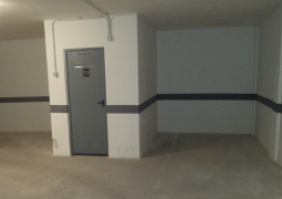 Garaje en venta en Calle Hermanos Pinzon Riba-Roja De Tria Valencia