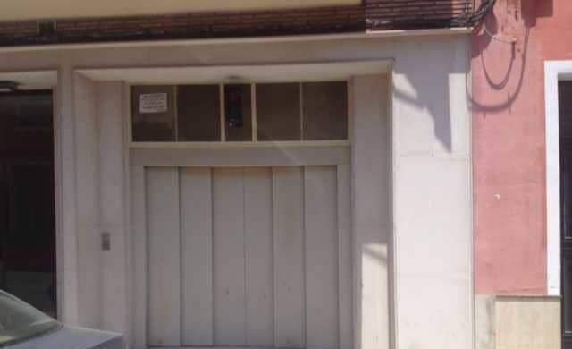 Garaje en venta en Avenida Josep Pau Margantoni Alzira Valencia