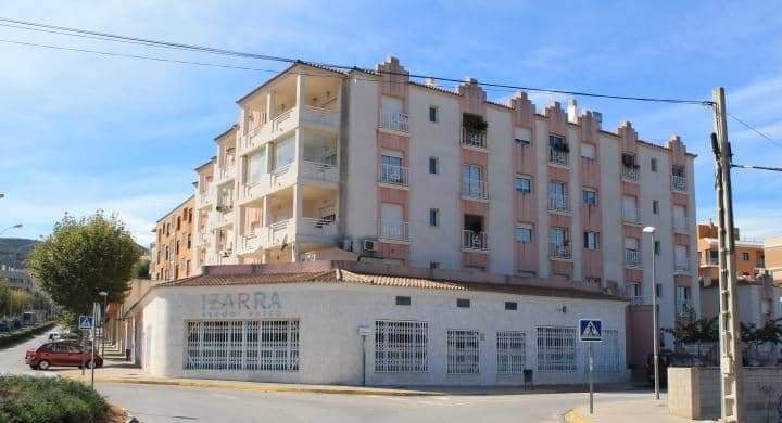 Garaje en venta  en Calle Els Maulets Pedreguer Alicante