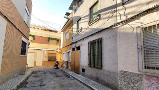 Chalet Adosado en venta en Calle Africa Murcia Murcia