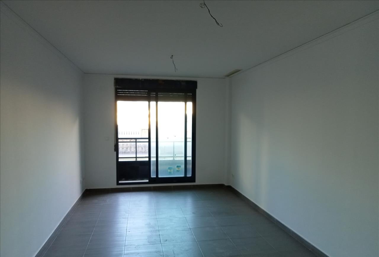 Piso En Venta En Ramon Y Cajal, Moncofa