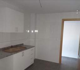 Piso En Venta En Ramon Y Cajal, Moncofa