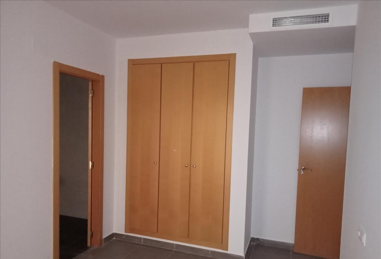 Piso En Venta En Ramon Y Cajal, Moncofa