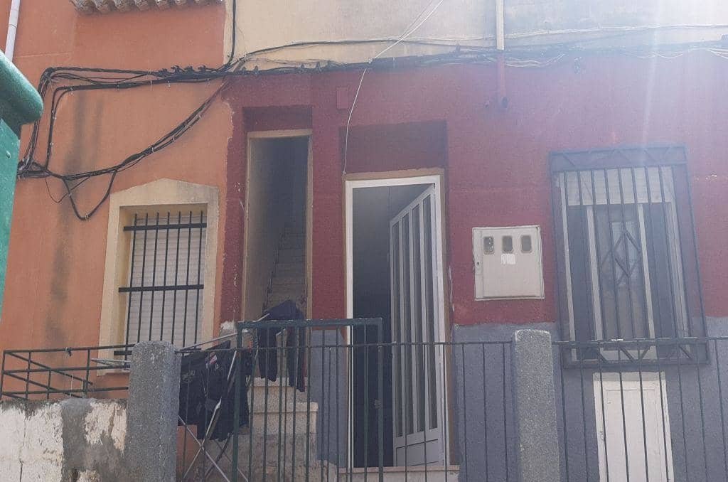 Piso en venta  en Calle Pizarro Abarn Murcia