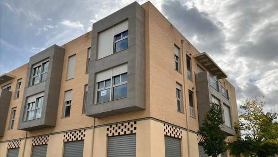 Local en venta en Cheste, Valencia