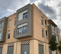 Local en venta en Cheste, Valencia