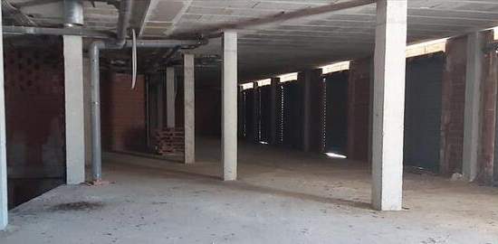 Local en venta en Cheste, Valencia