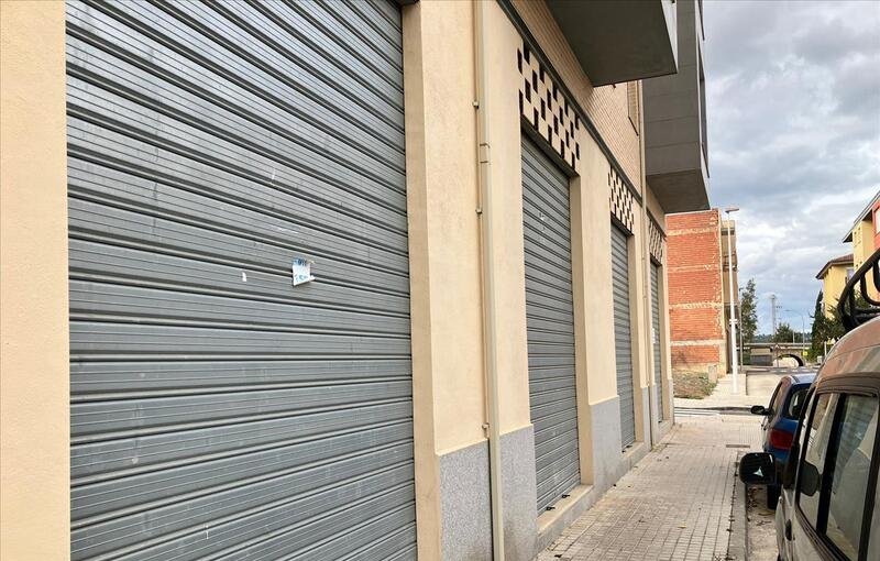 Local en venta en Cheste, Valencia