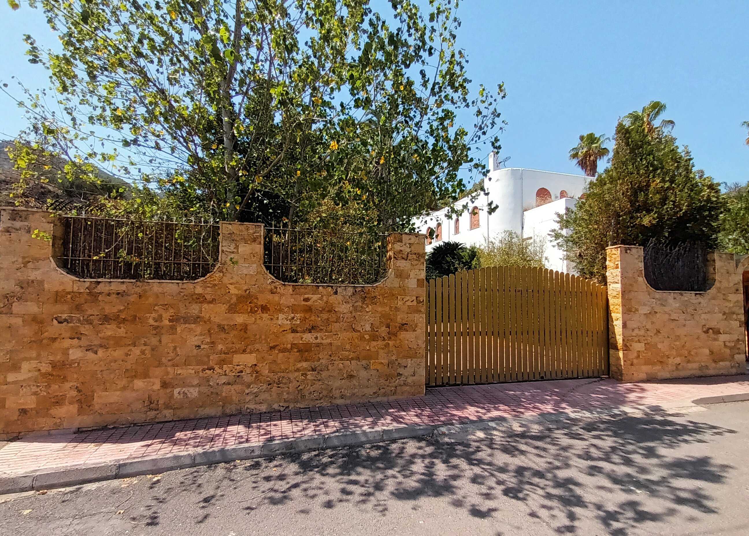 Piso En Venta En Cant De Laurora, Vall Duixó la
