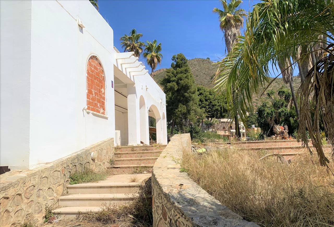 Piso En Venta En Cant De Laurora, Vall Duixó la