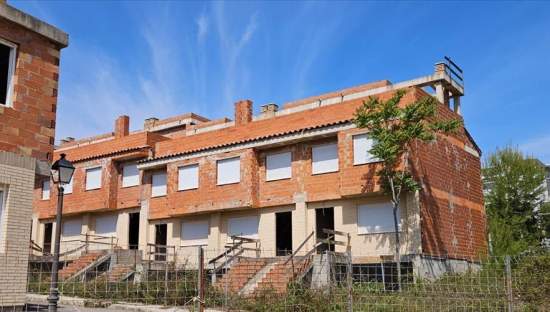Suelo urbano residencial en venta en calle crevaeta en Figueroles de 2.476m