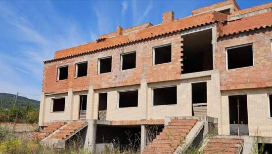 Suelo urbano residencial en venta en calle crevaeta en Figueroles de 2.476m