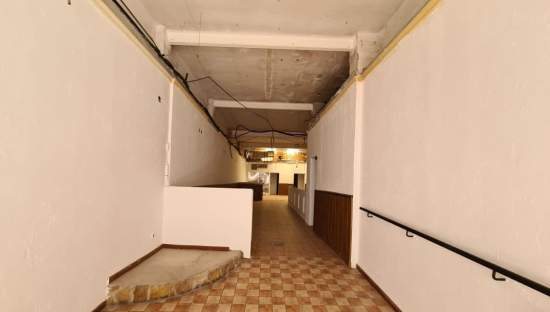 Local Comercial en venta  en Calle San Isidro Villena Alicante