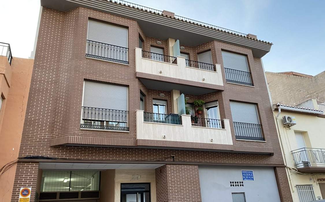 Aparcamiento en venta  en Calle Ricardo Romero Benifair De La Valldigna Valencia