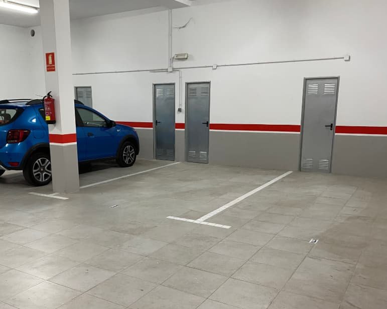 Aparcamiento en venta  en Calle Ricardo Romero Benifair De La Valldigna Valencia