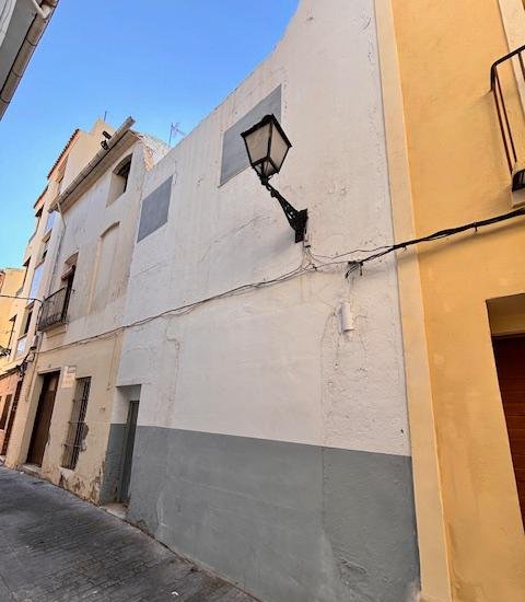 Unifamiliar Adosada en venta  en Calle Mestre Tormo Agullent Valencia