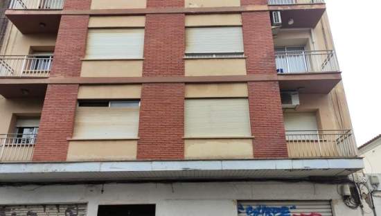 Compra local comercial por 150.000 de 430m en condiciones de restauración en calmenara en Vall dUixó la