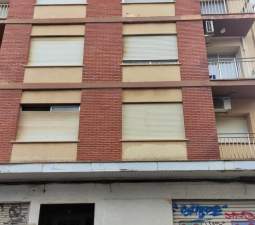 Compra local comercial por 150.000 de 430m en condiciones de restauración en calmenara en Vall dUixó la