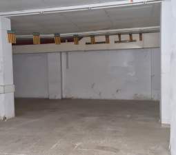 Compra local comercial por 150.000 de 430m en condiciones de restauración en calmenara en Vall dUixó la