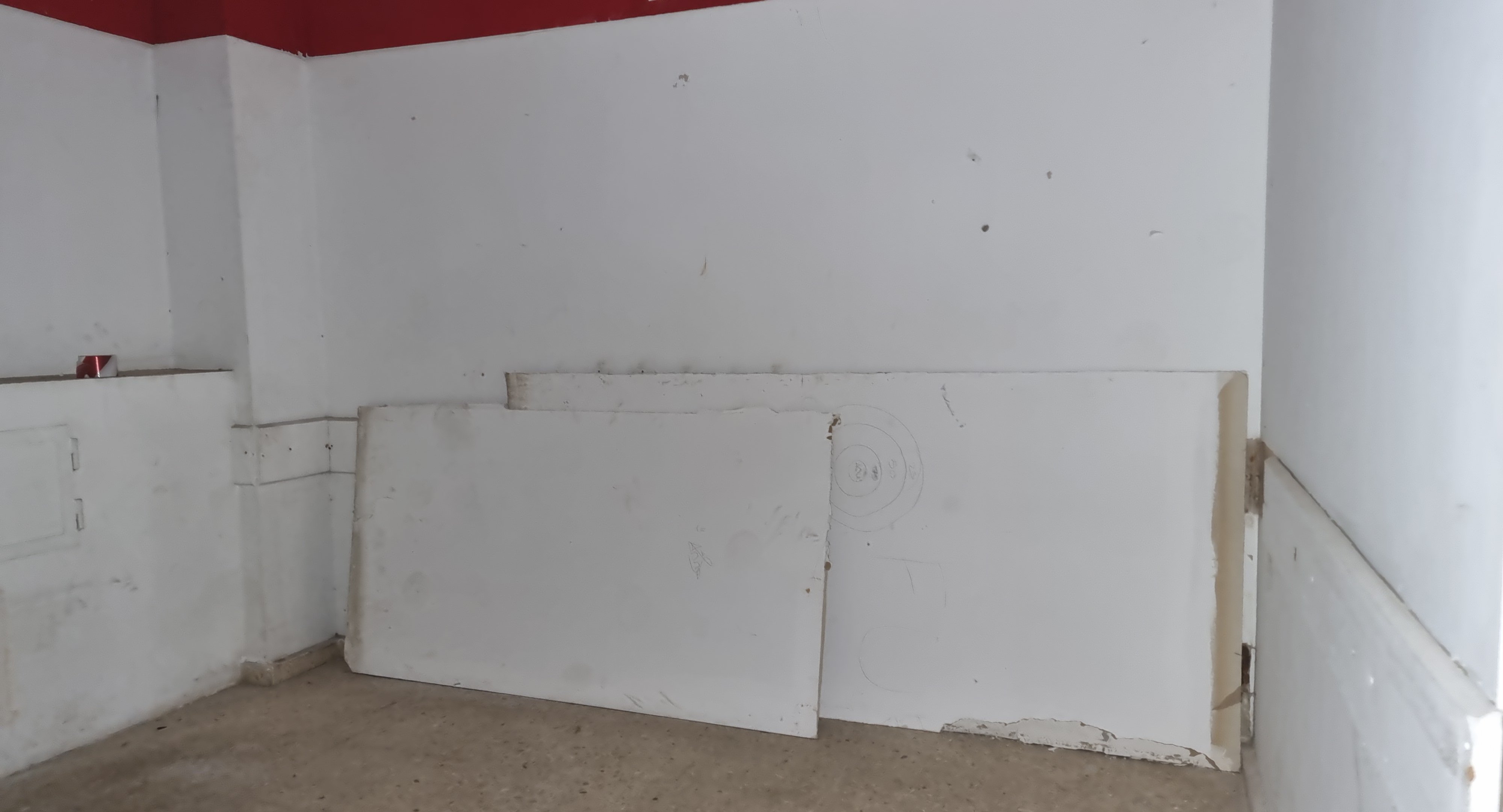 Compra local comercial por 150.000 de 430m en condiciones de restauración en calmenara en Vall dUixó la