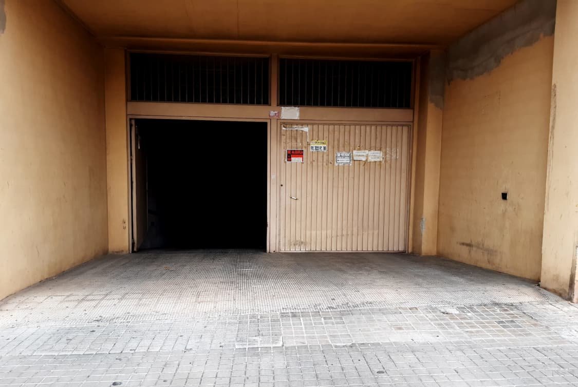 Garaje en venta en Plaza Vicent Andres Estelles Xtiva Valencia