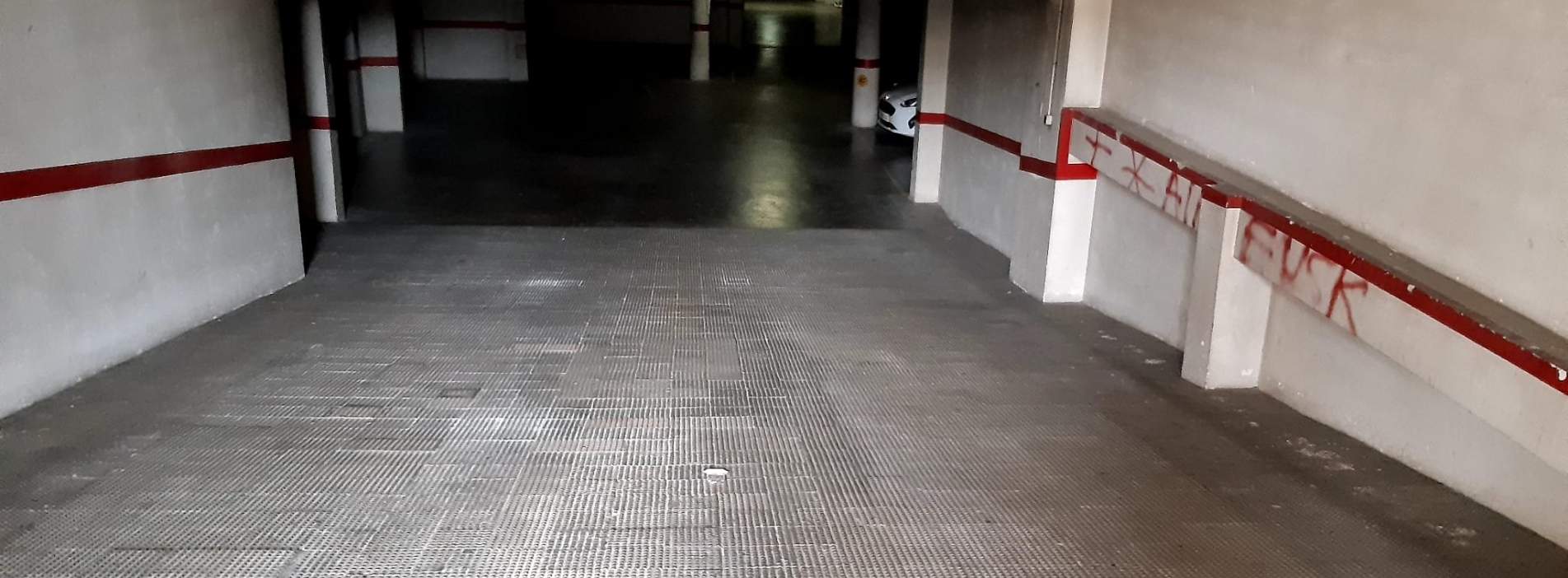 Garaje en venta en Plaza Vicent Andres Estelles Xtiva Valencia
