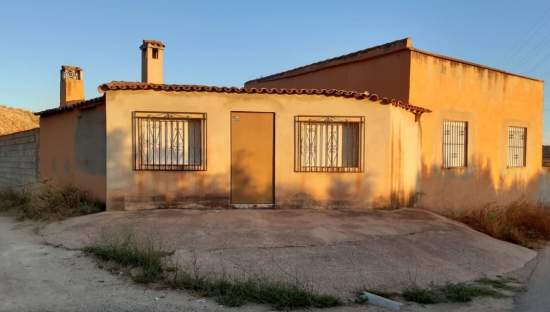 Chalet Independiente en venta en Calle Pol Catastral 1 Parcela 341 En Partid Valls Valencia