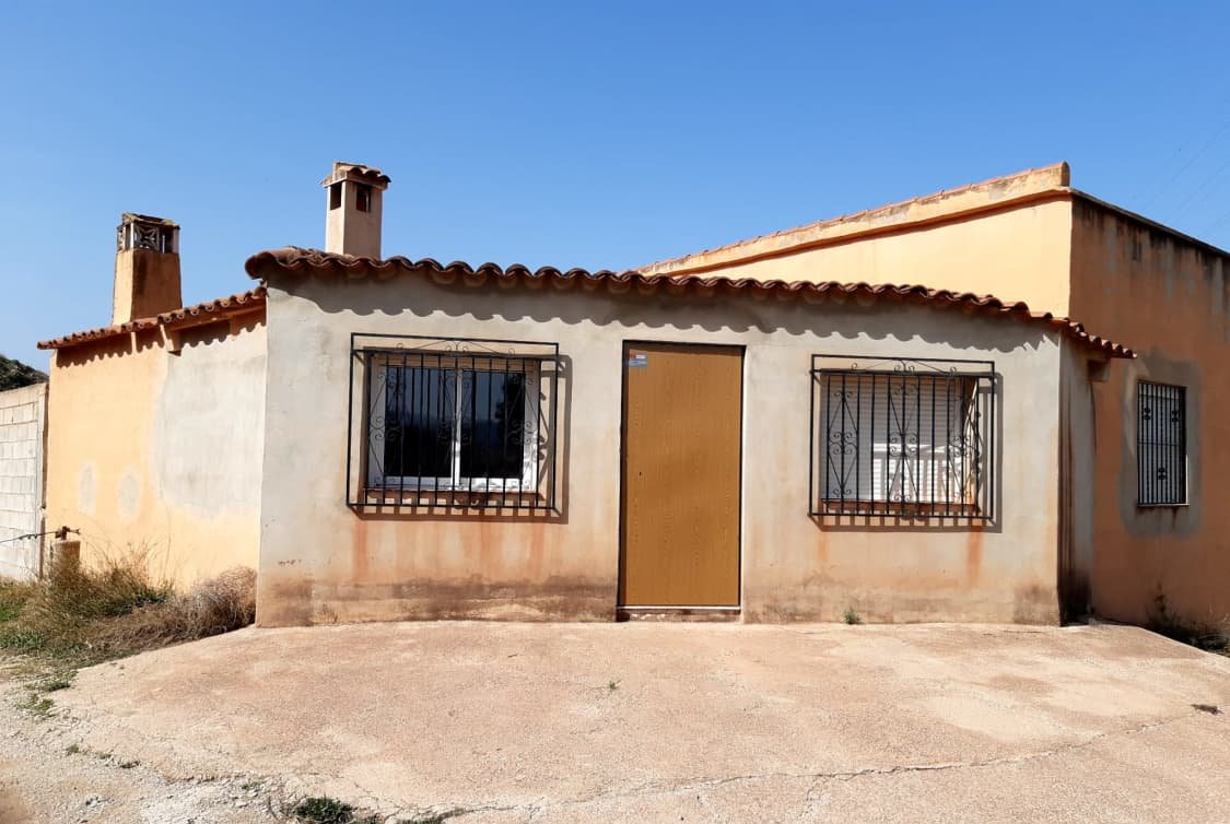 Chalet Independiente en venta en Calle Pol Catastral 1 Parcela 341 En Partid Valls Valencia