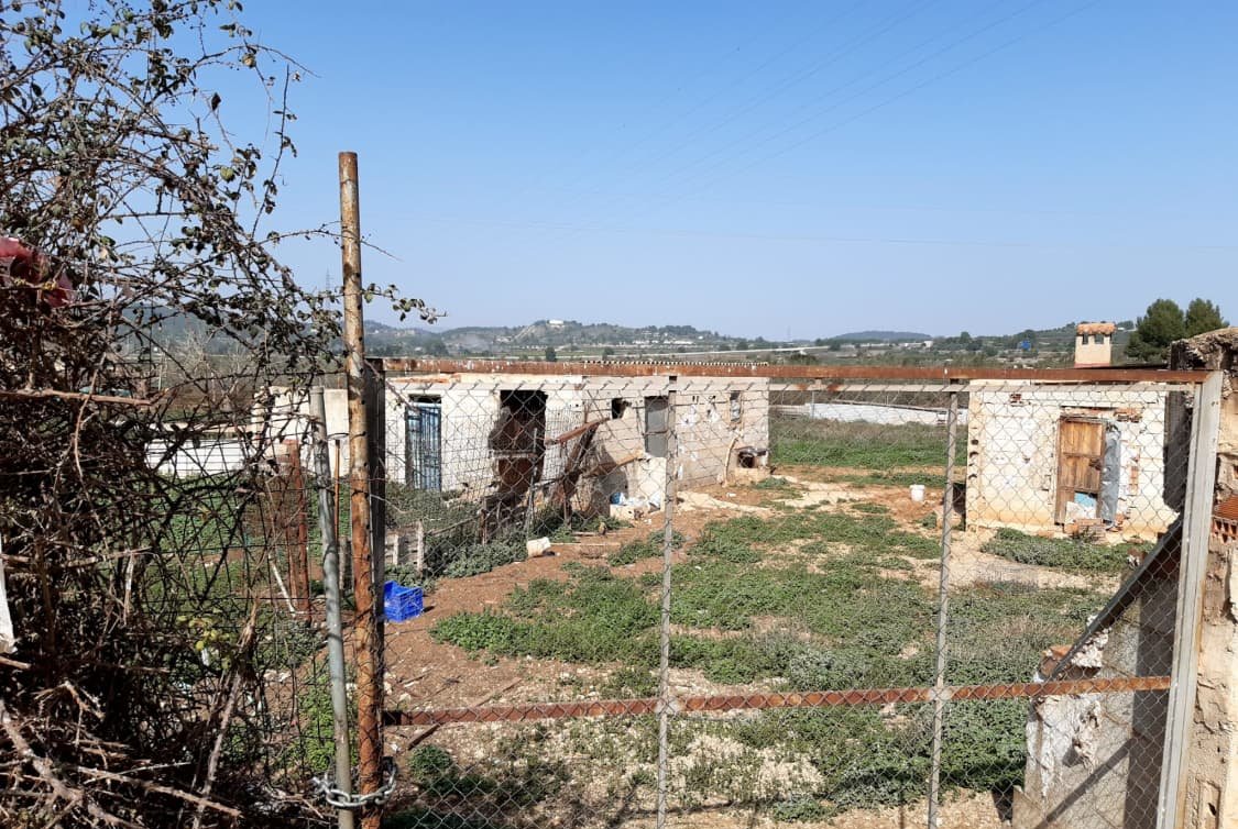 Chalet Independiente en venta en Calle Pol Catastral 1 Parcela 341 En Partid Valls Valencia