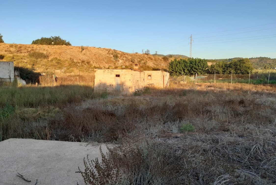 Chalet Independiente en venta en Calle Pol Catastral 1 Parcela 341 En Partid Valls Valencia