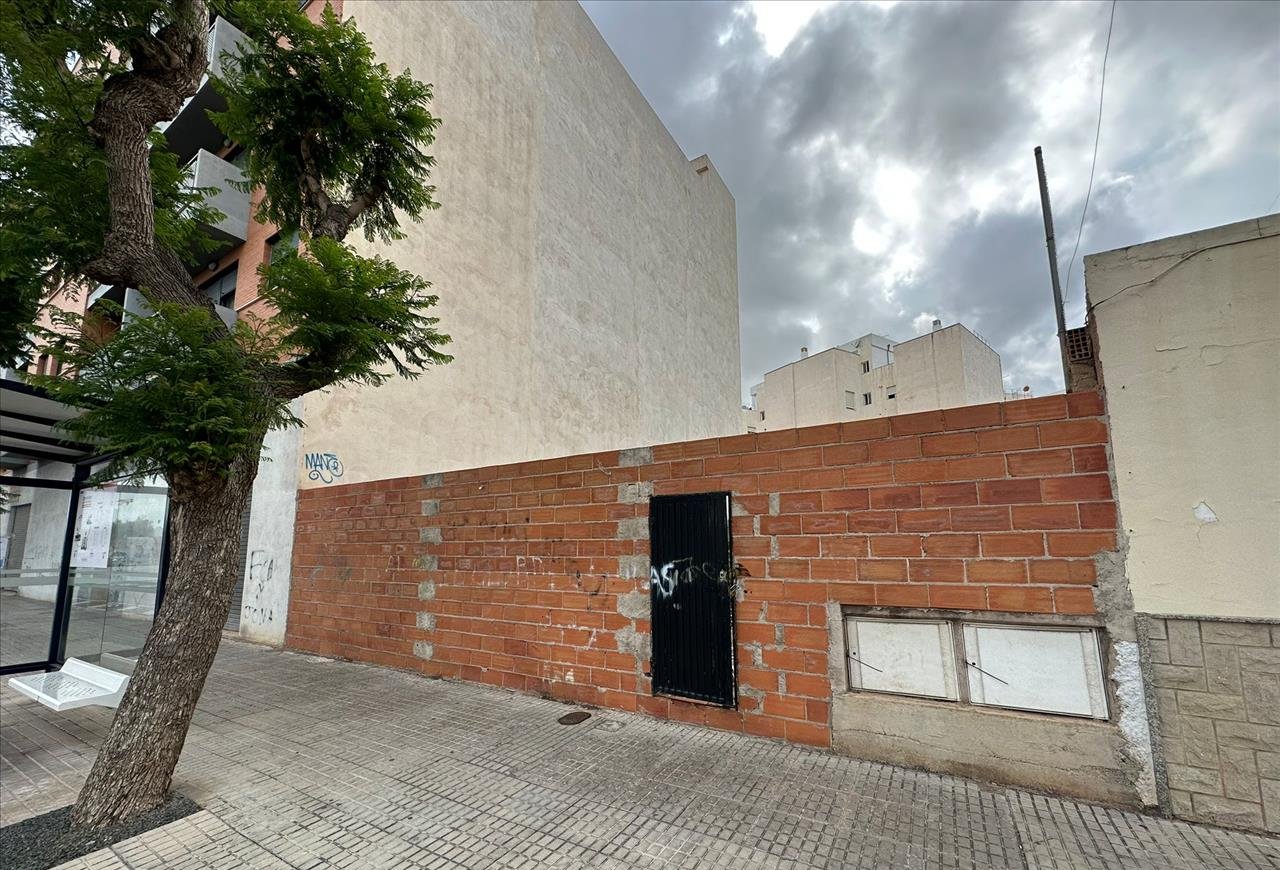Terreno Urbano en venta en Almazora, Castellón