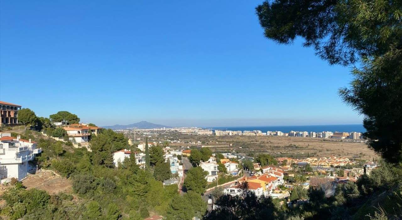 Descubre suelo urbano residencial por 17.000 de 99m en cinglaterra, urbanización atalayas, parcela 410, Peñíscola