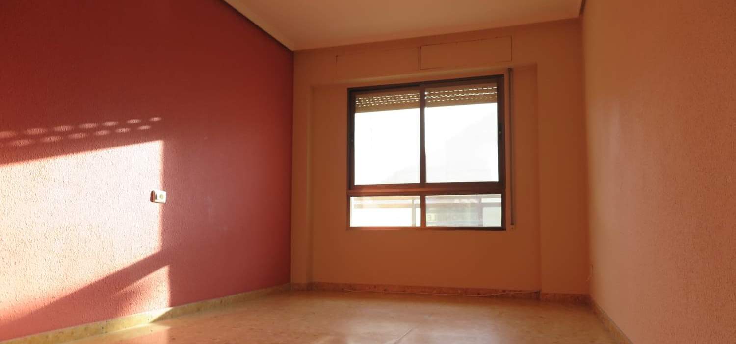 Piso en venta en Calle De Sant Miquel, 3?, 46160, Lliria Valencia